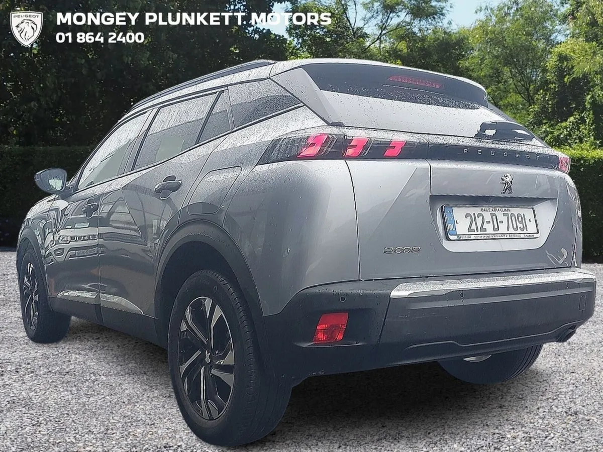 Peugeot 2008 1.2 Puretech  Allure *Summer Sale Eve - Image 5