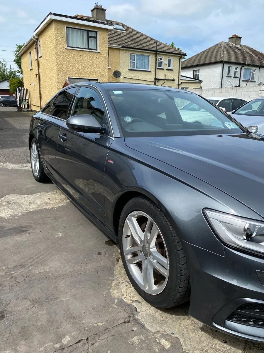 Audi A6 2012 - Image 2