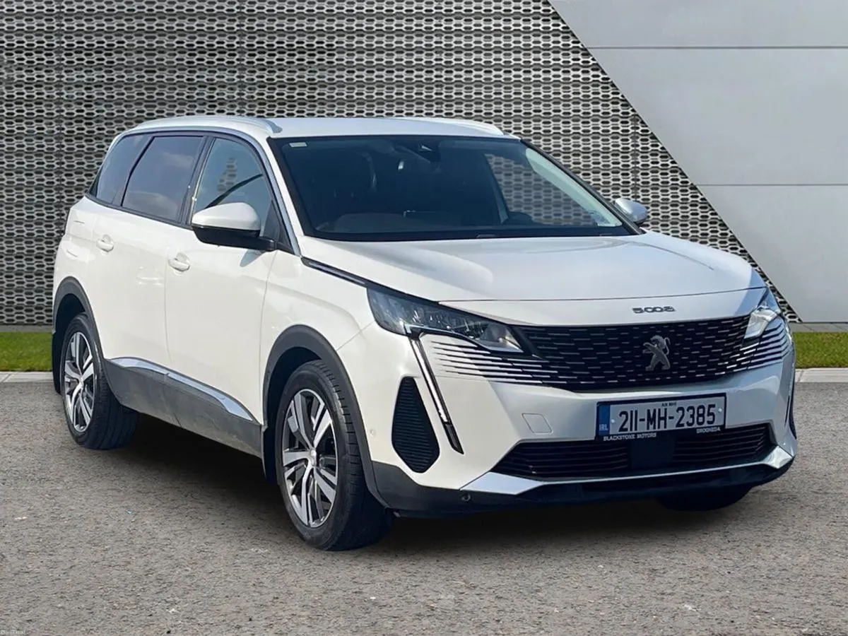 Peugeot 5008 1.5 BlueHDi 130bhp Allure - Image 1