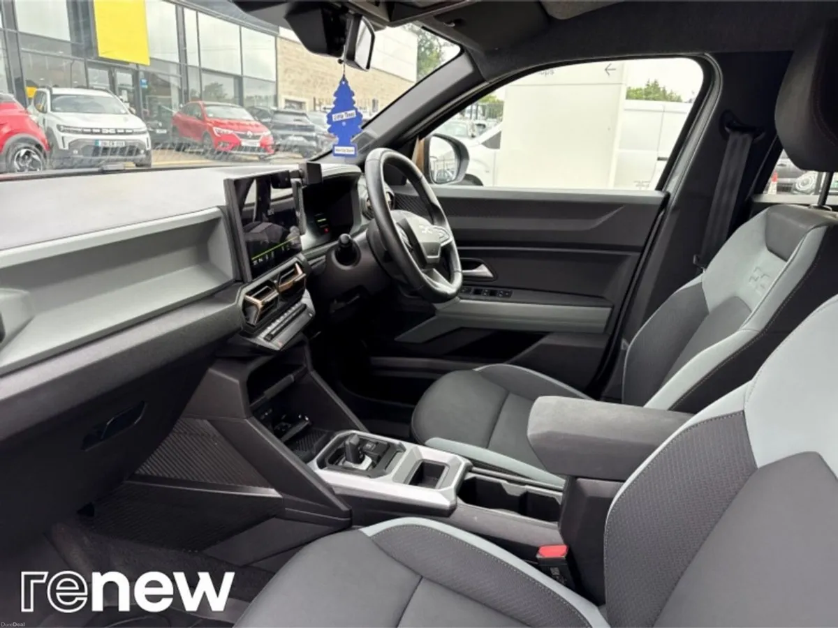 Dacia Duster HEV 140 Extreme - Image 5