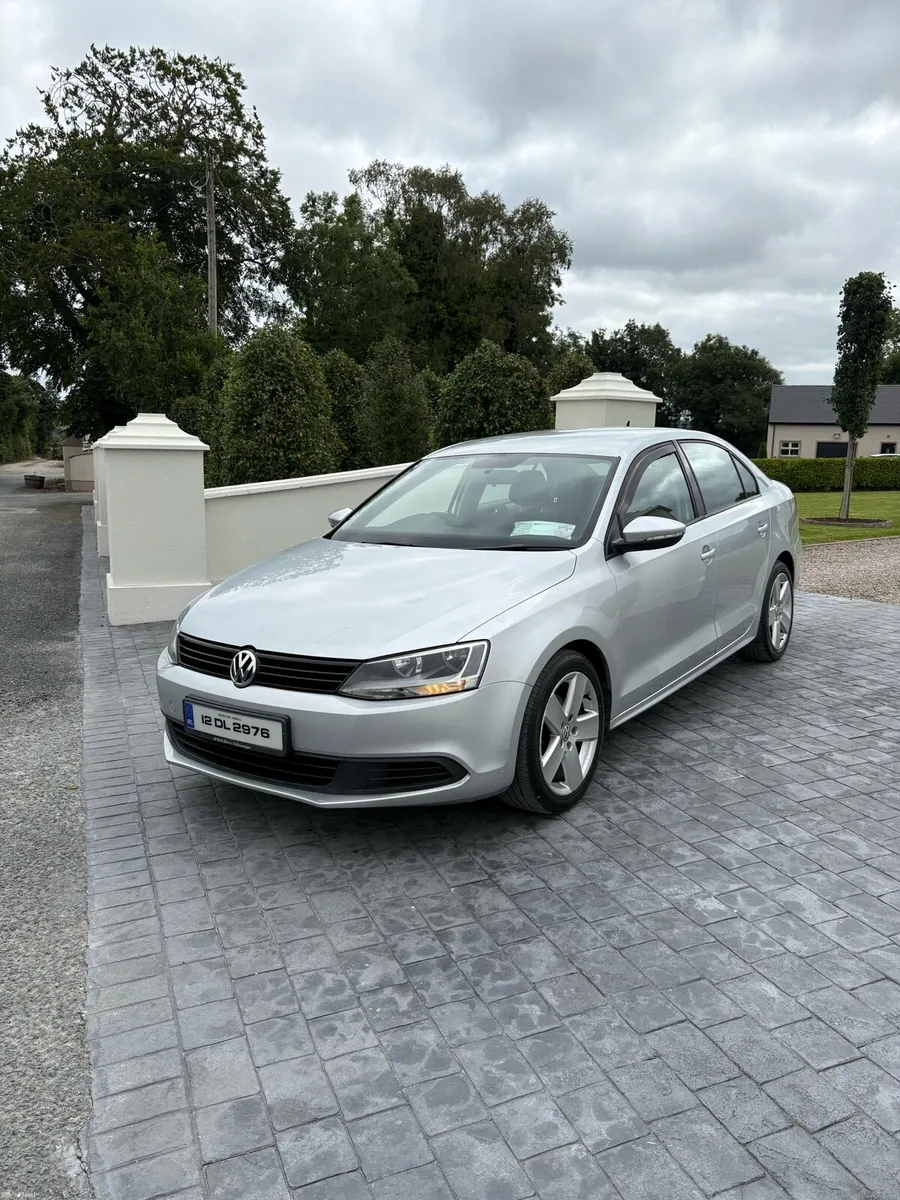 12 Volkswagen Jetta Tax & Nct - Image 1