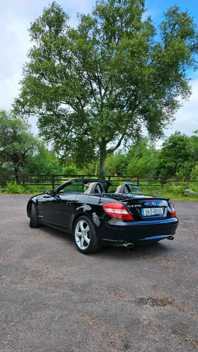 Mercedes SLK - Image 2
