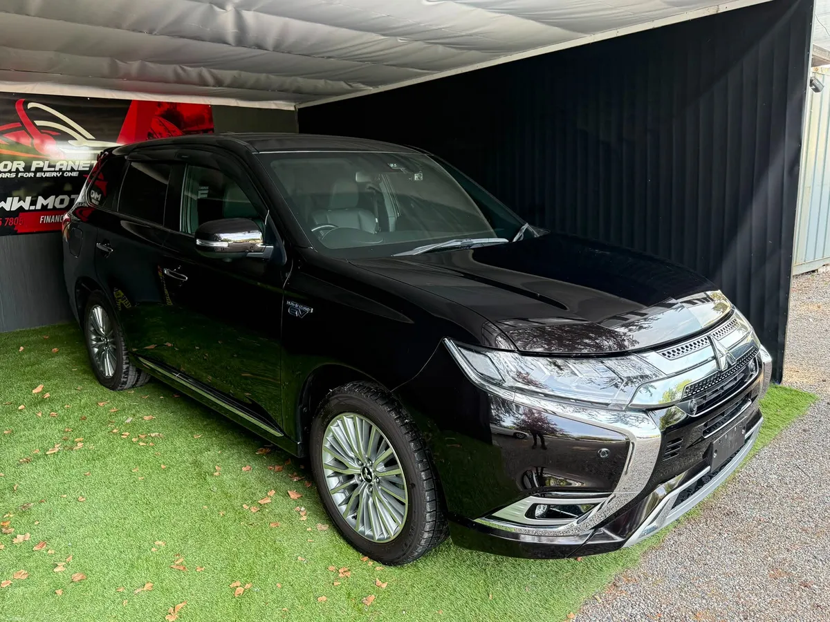 2021 Outlander Phev Automatic !! - Image 2