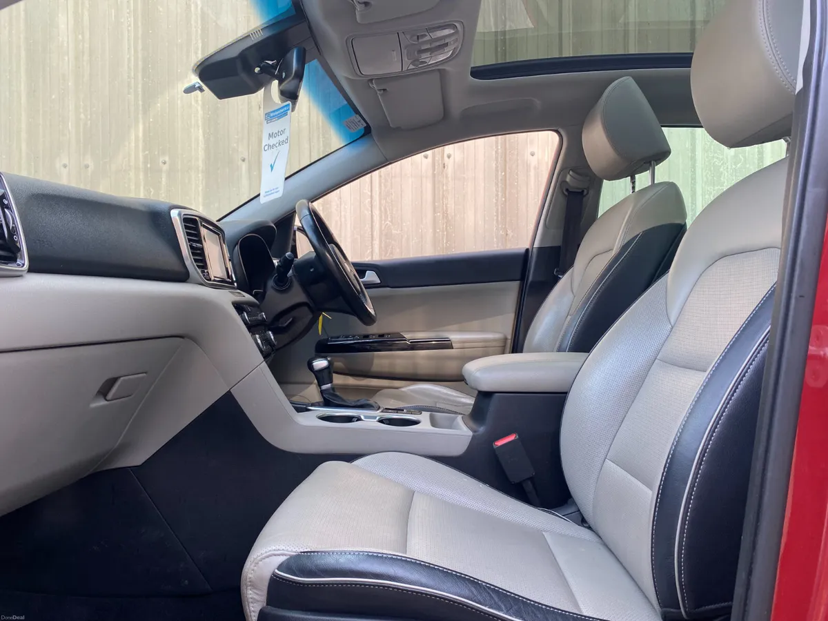 Kia Sportage 2020//AUTO//ROOF//NAV//LEATHER - Image 5