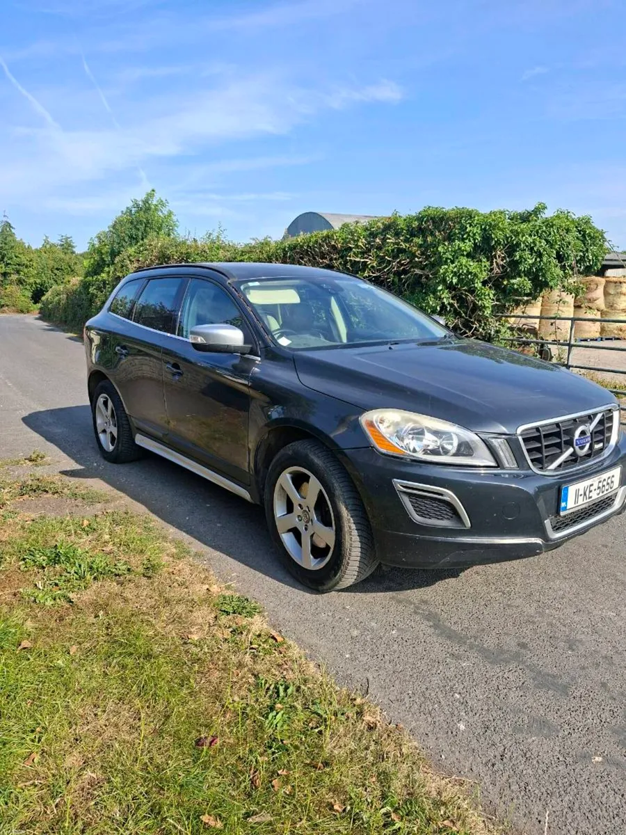 VOLVO XC60 2011 AUTOMATIC - Image 2