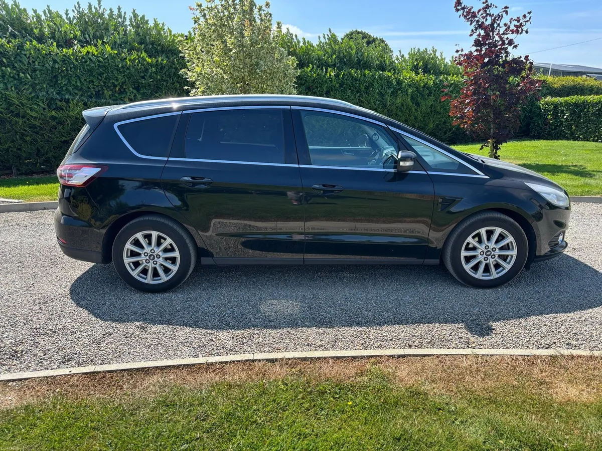 2017 FORD S-MAX TITANIUM 2LT 150 BHP - Image 2