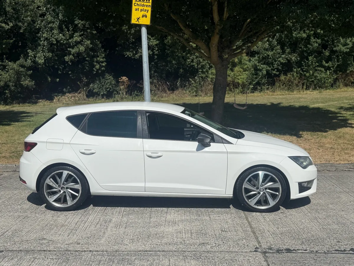 Seat Leon FR NEW NCT 5/27 - Image 2