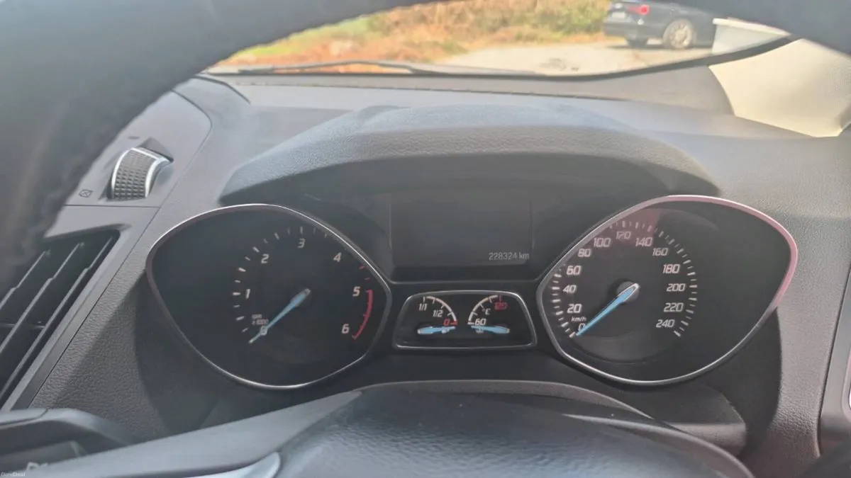 2016 Ford Kuga Titanium - Image 5