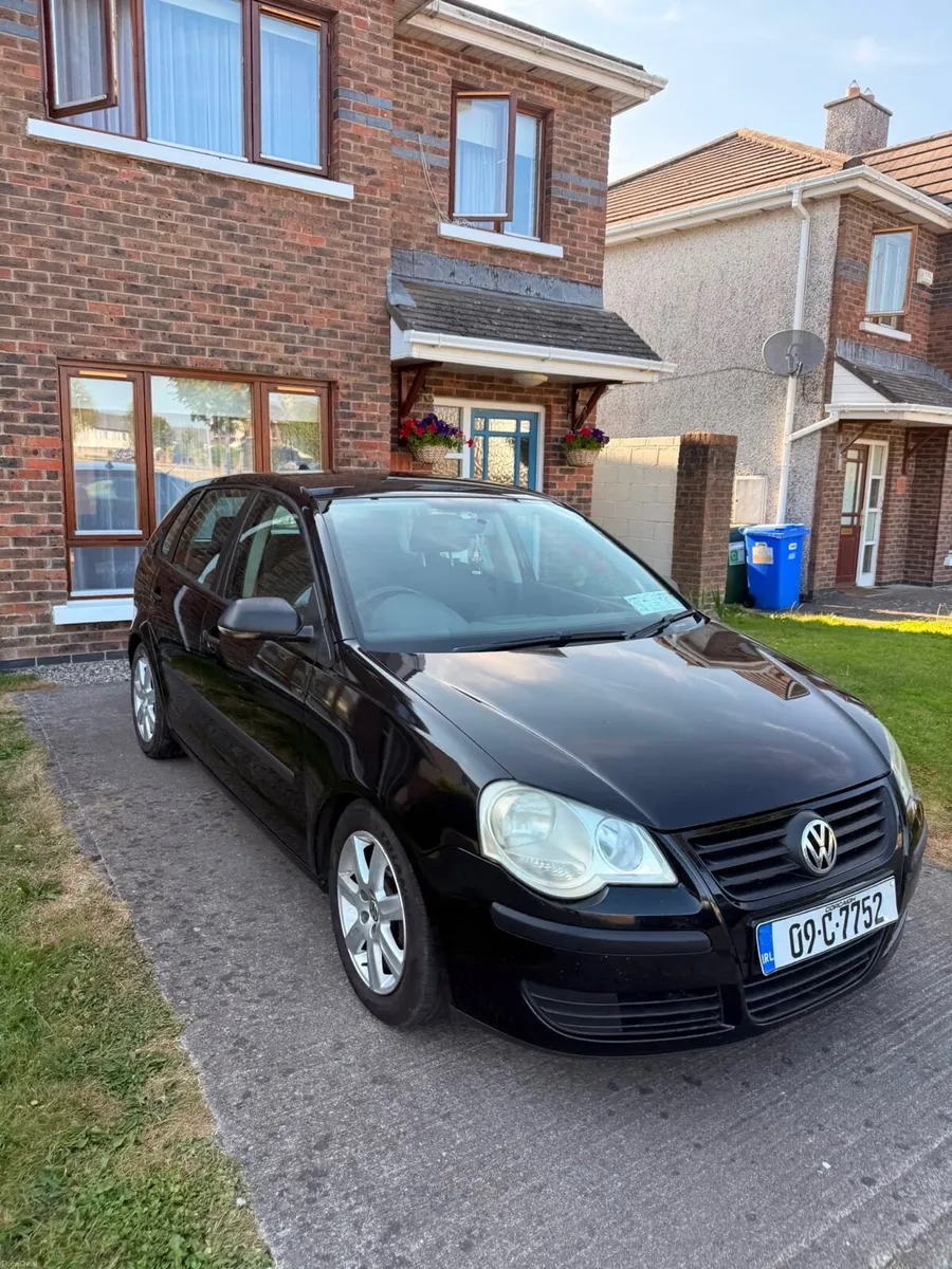 Volkswagen Polo 2009 - Image 1