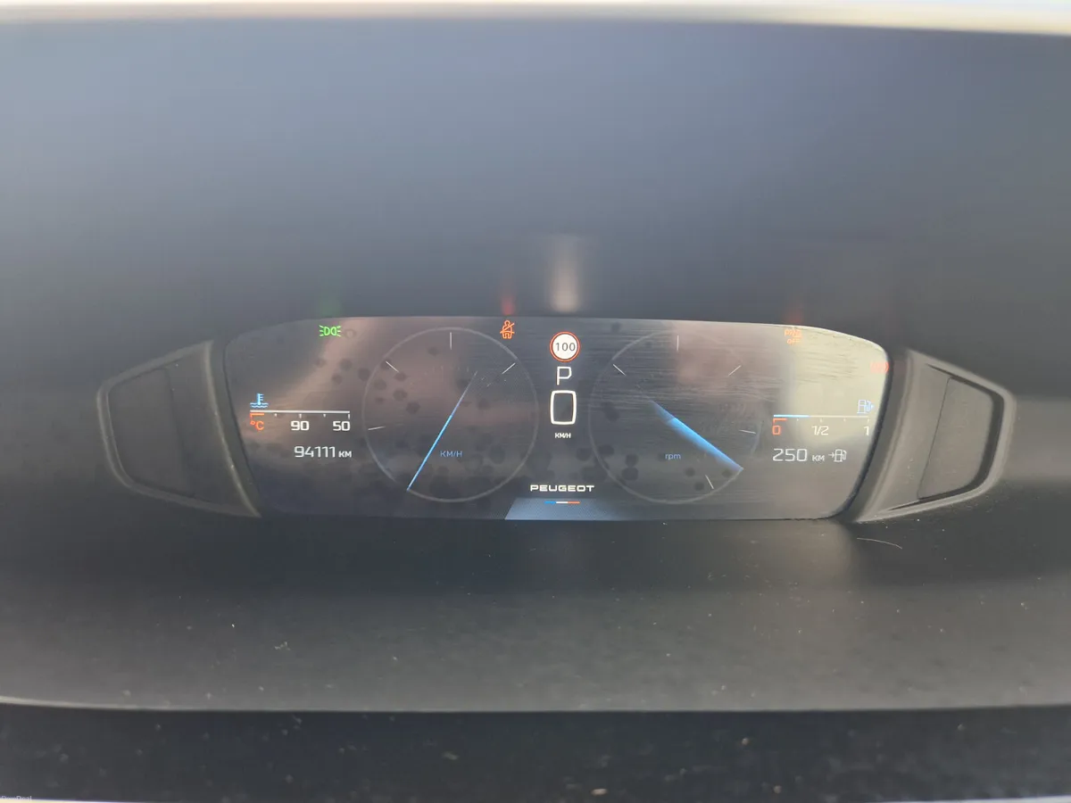 Peugeot 308 2022 - Image 6