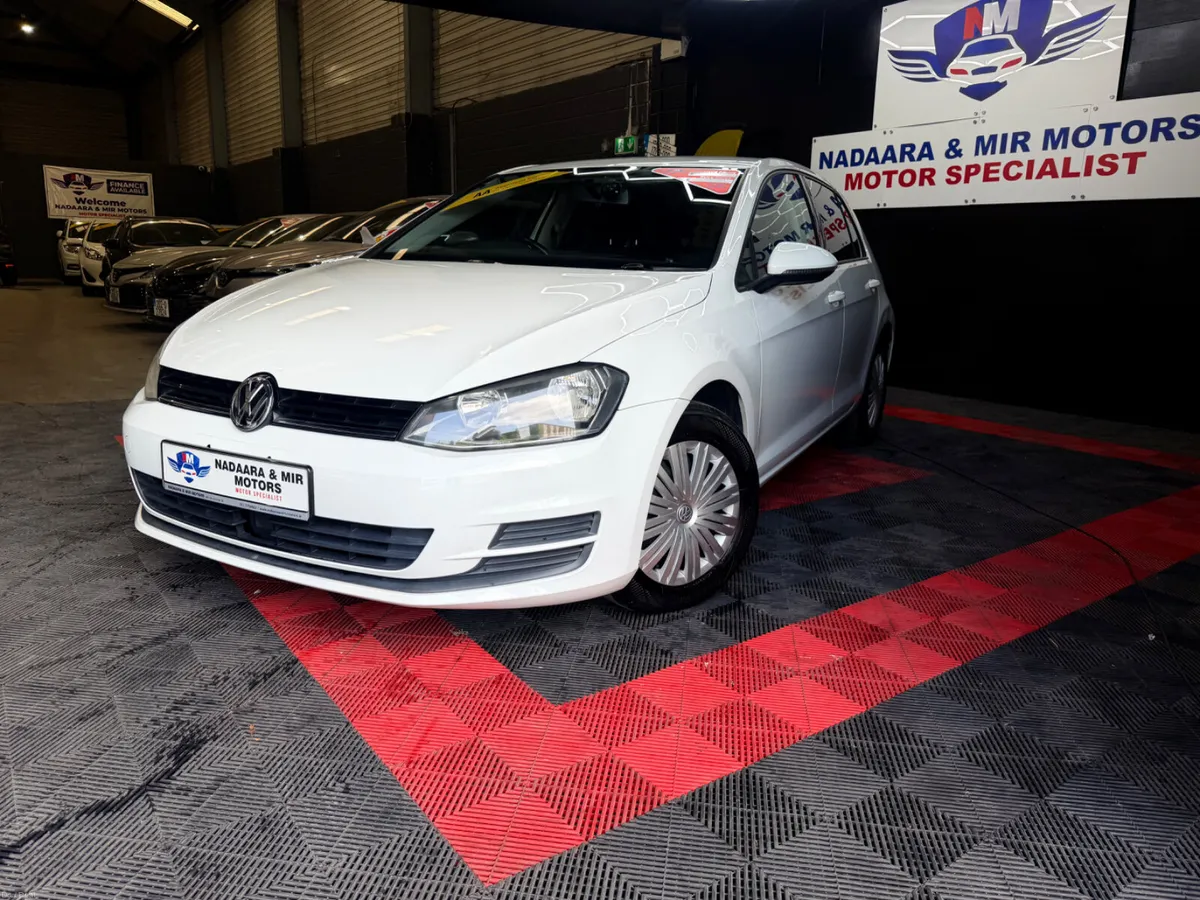 2017 Volkswagen Golf TREND LINE - Image 5