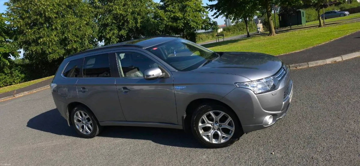Mitsubishi outlander - Image 2