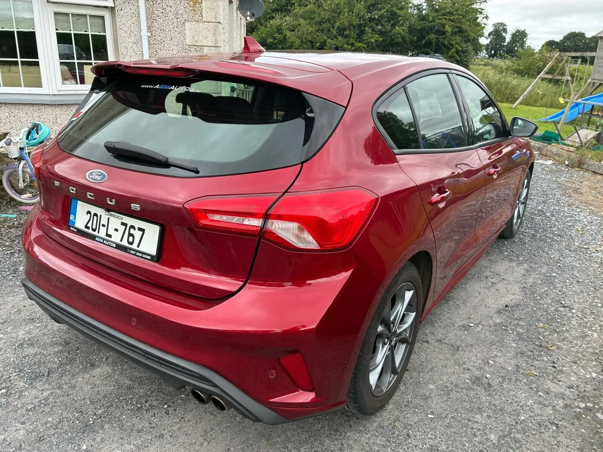 Car - Image 4