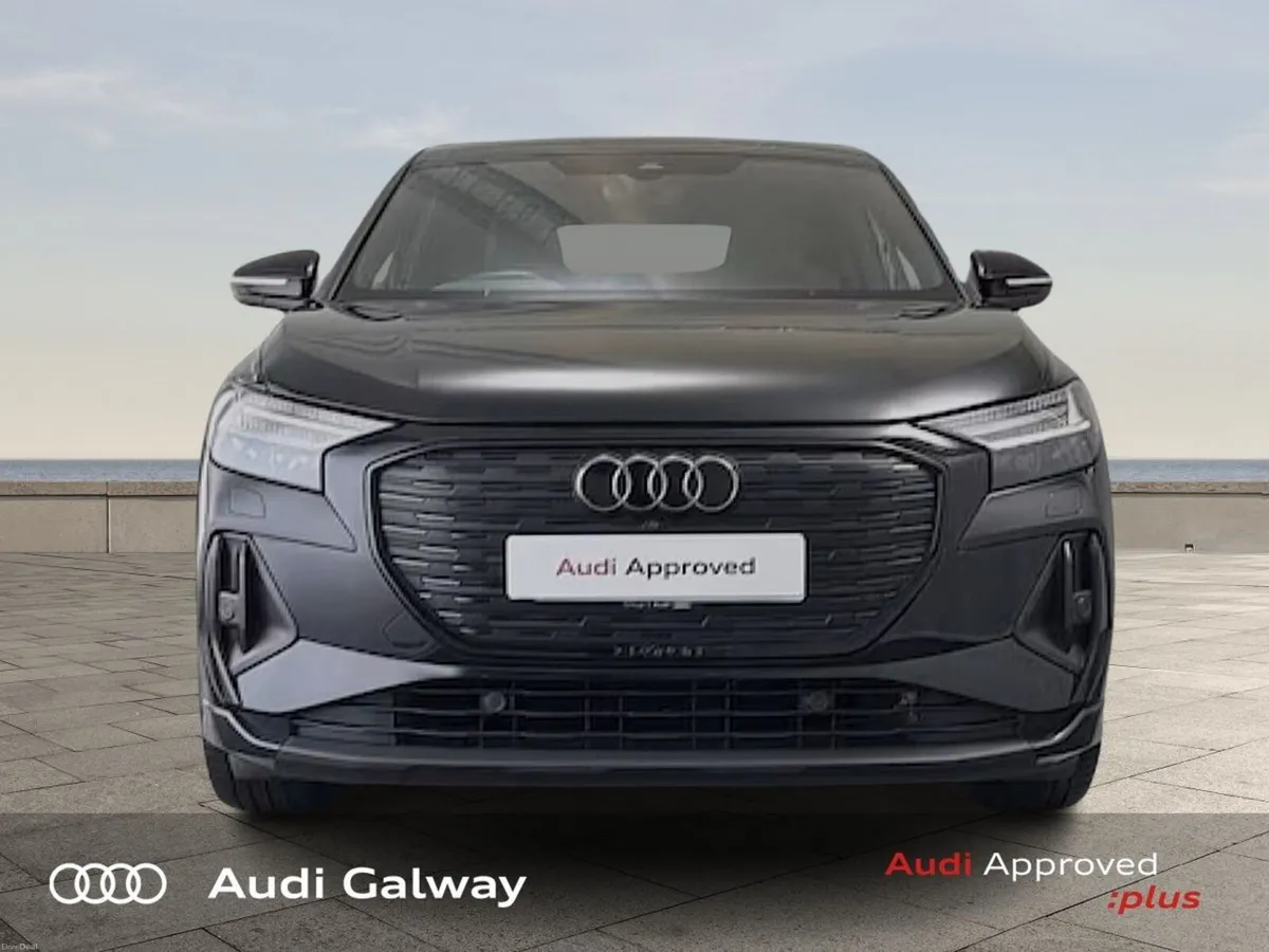 Audi Q4 e-tron E-TRON 45 SPORTSBACK BLACK EDITION - Image 2