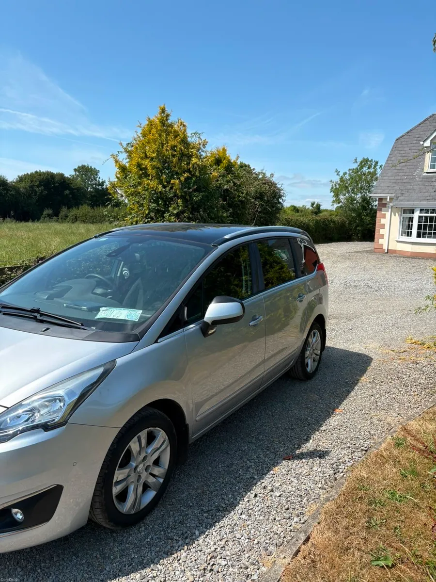 2015-Peugeot 5008-Automatic-7 seats-low mileage - Image 3