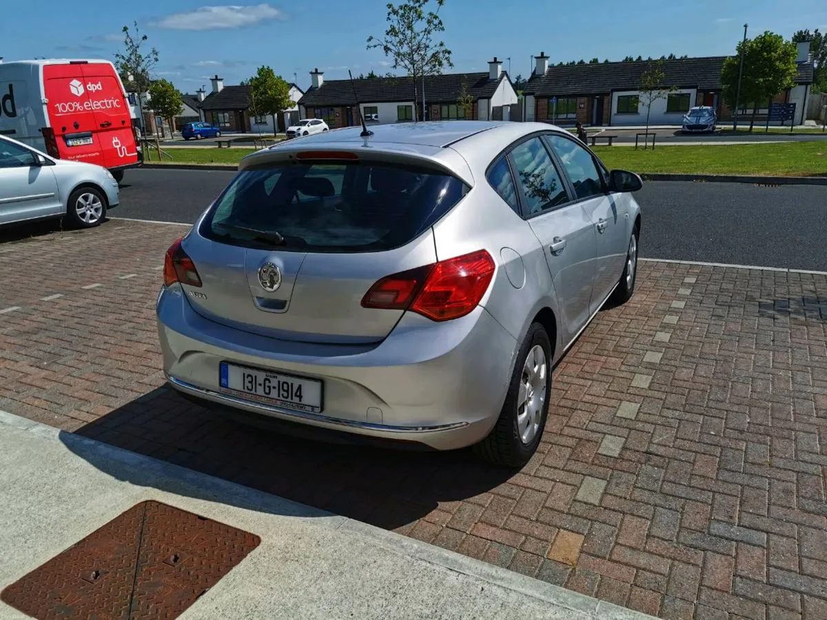 13 astra 1.7 diesel. new Nct. low km - Image 3