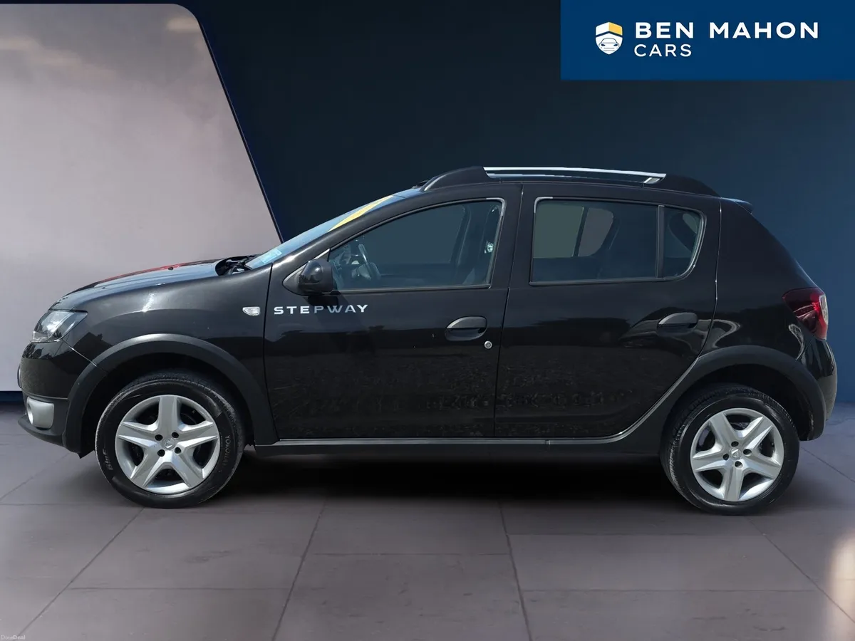 Dacia Sandero Stepway Signature - Image 2