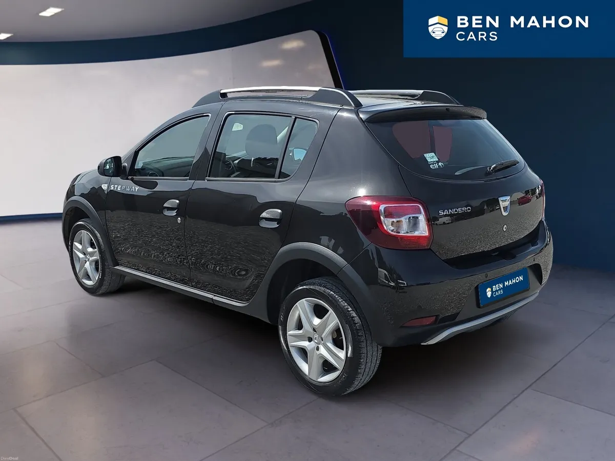 Dacia Sandero Stepway Signature - Image 3