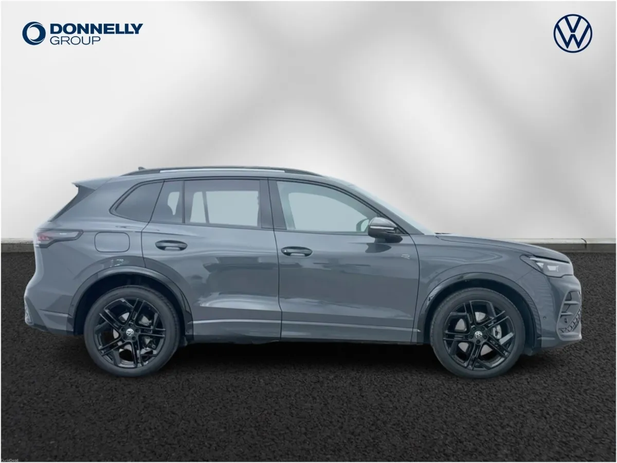 Volkswagen Tiguan Diesel Estate R-Line - Image 4