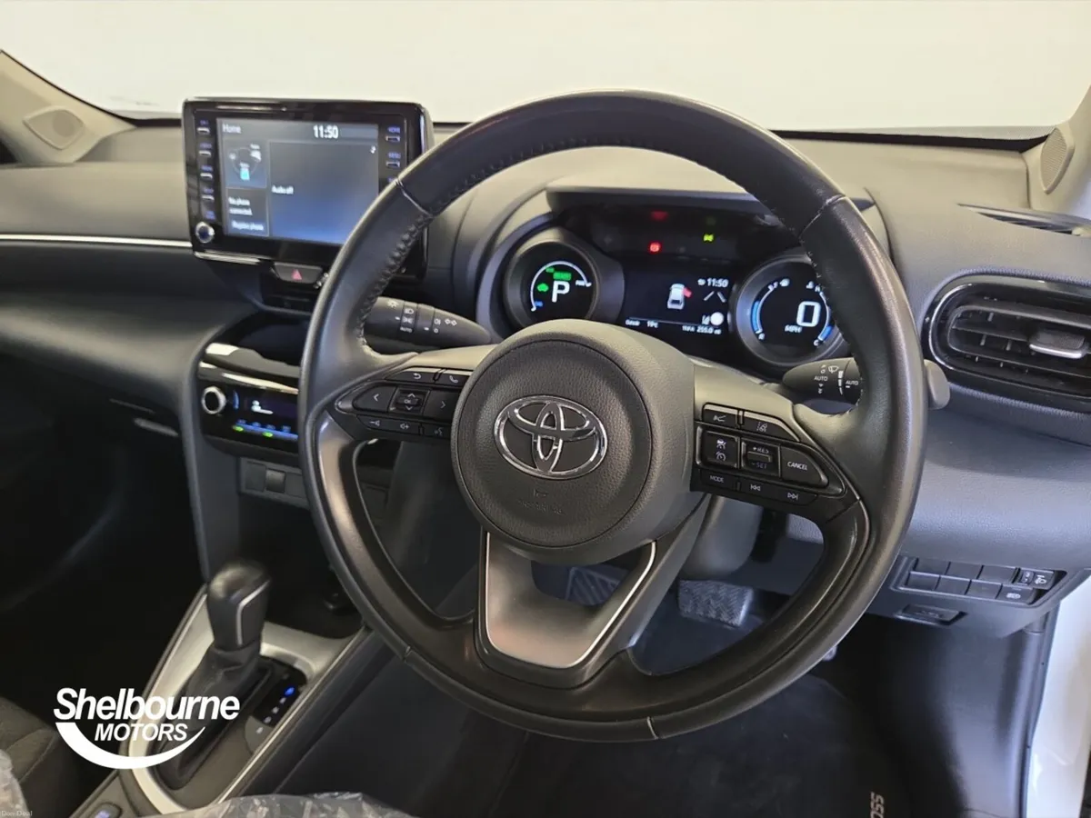 Toyota Yaris Cross Estate Icon - Image 4