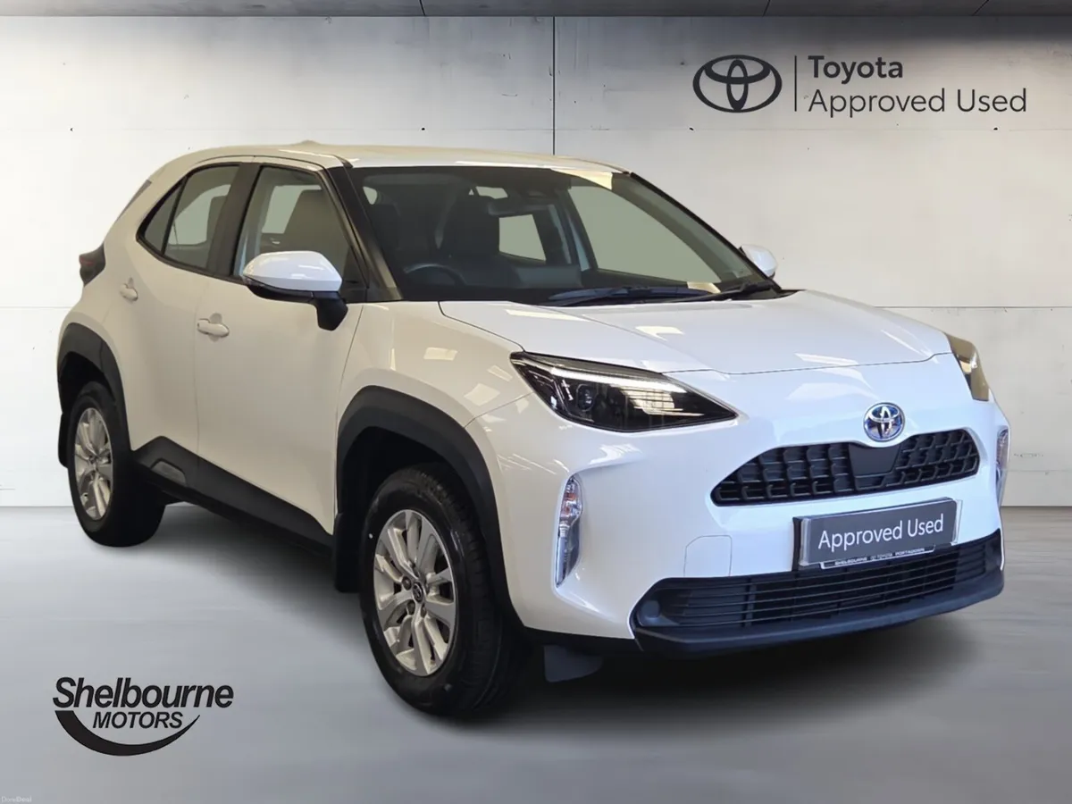 Toyota Yaris Cross Estate Icon - Image 1