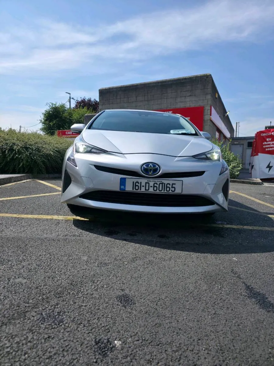 2016 Prius in immaculate condition - Image 1