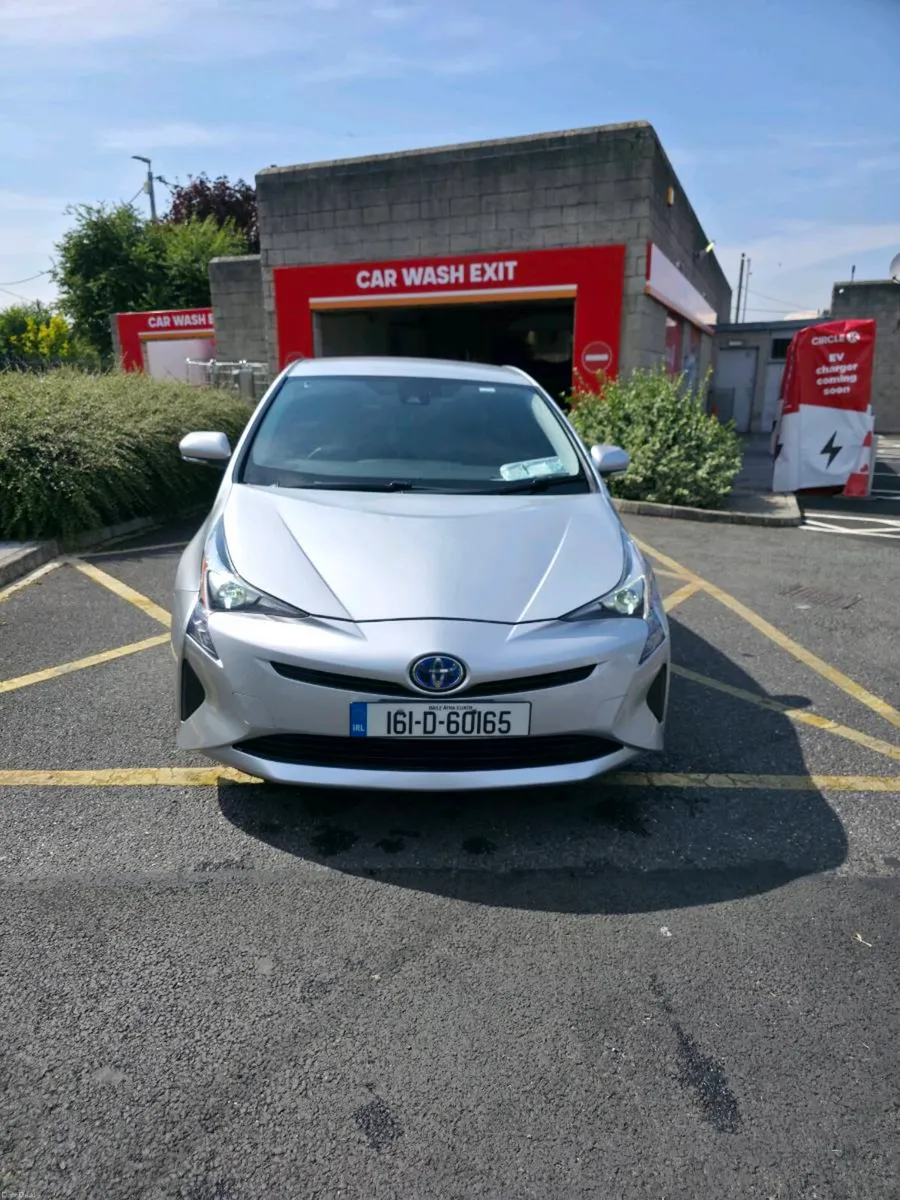 2016 Prius in immaculate condition - Image 2
