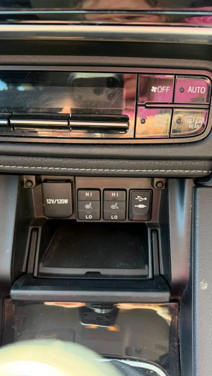 Toyota Auris Buisness Edition - Image 6