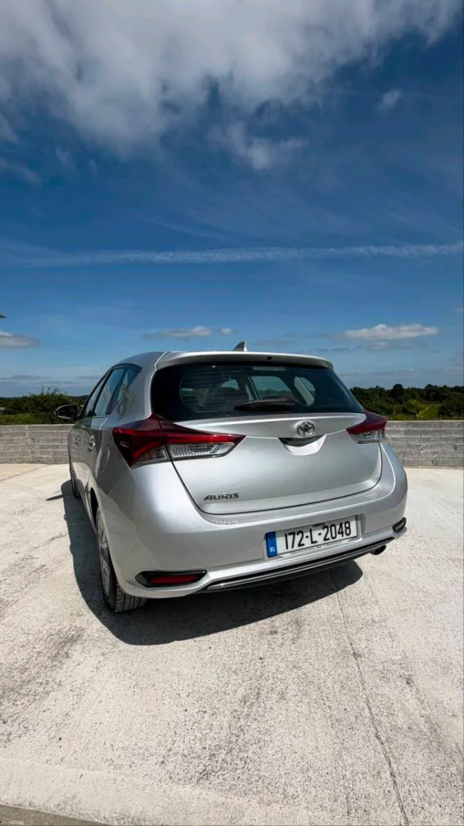 Toyota Auris Buisness Edition - Image 3