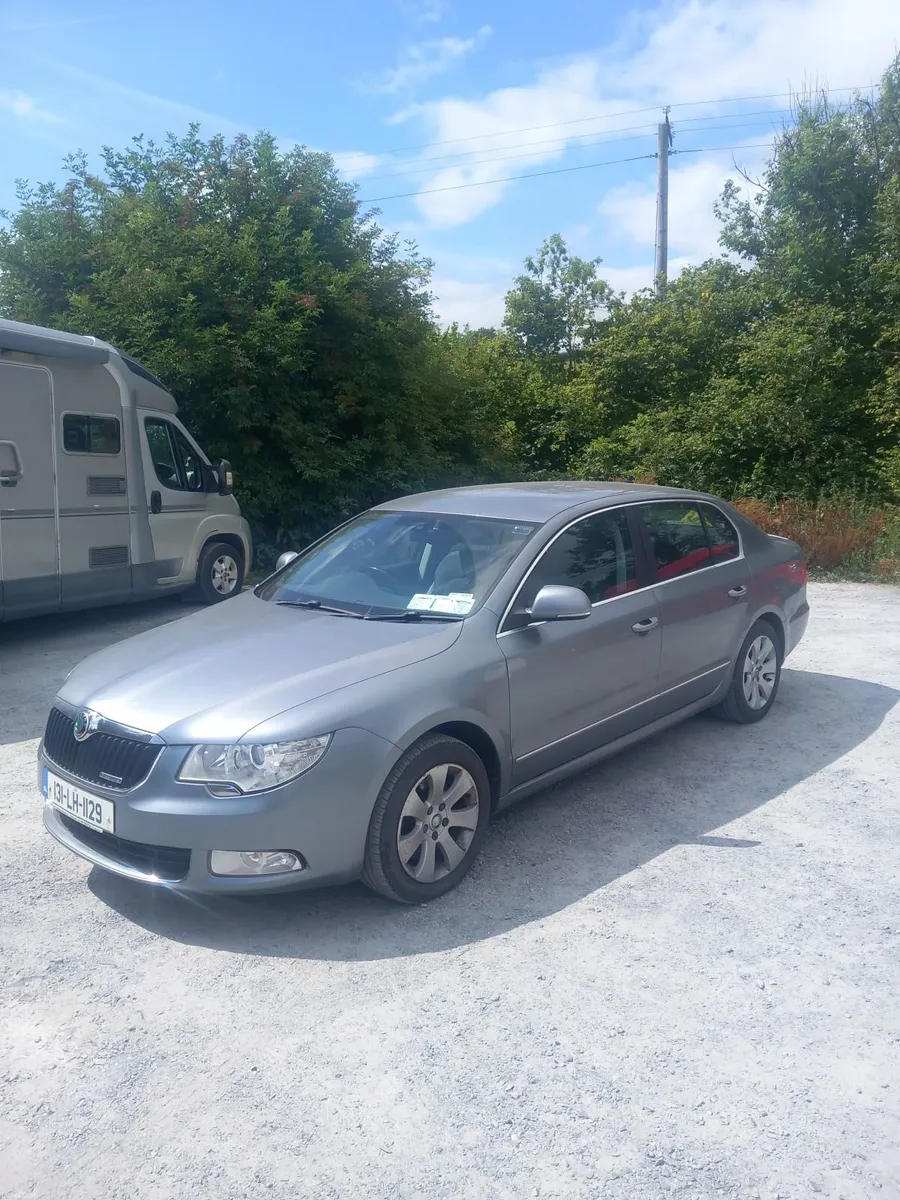 Skoda Superb 2013 - Image 1