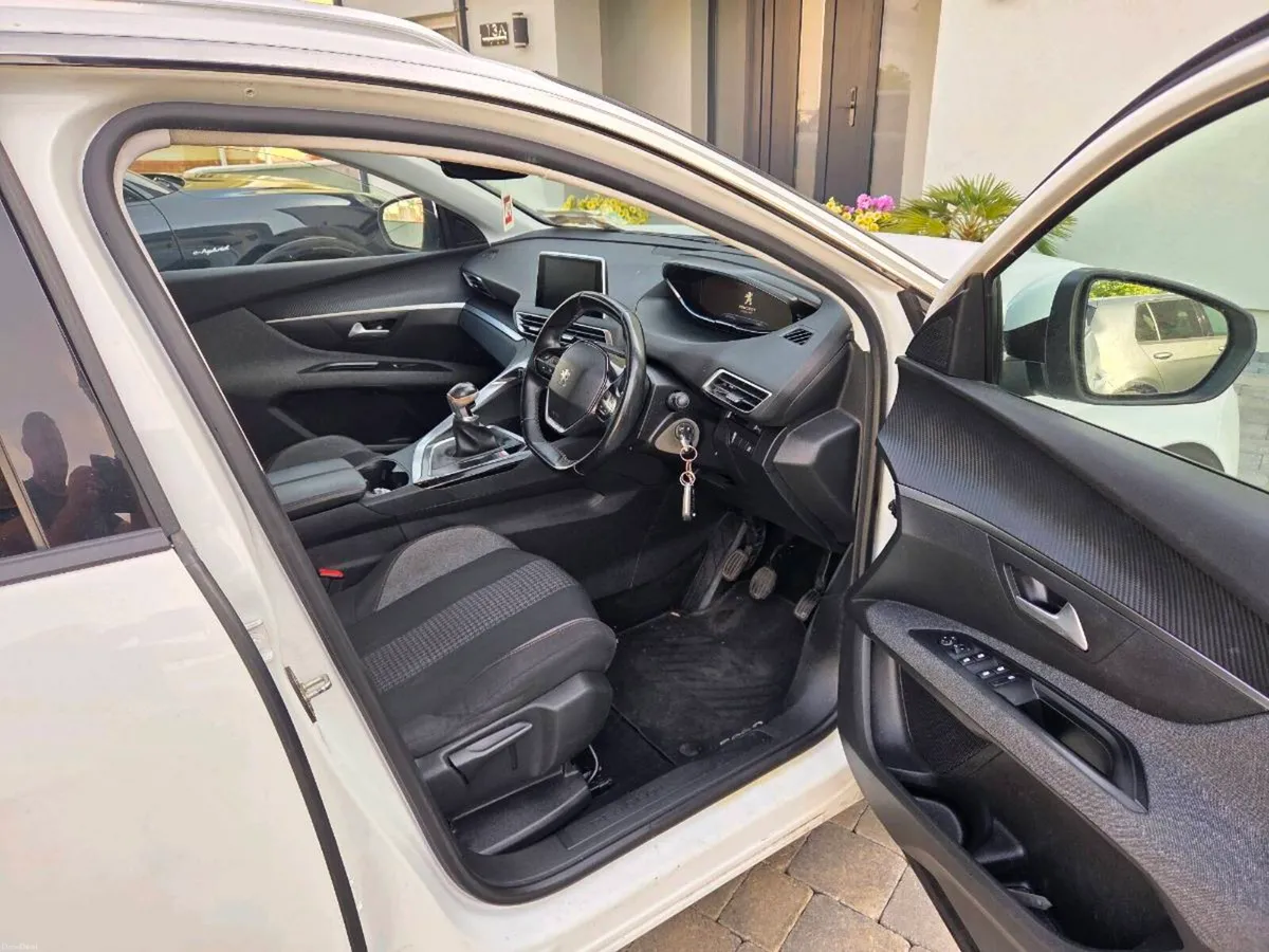 2019 Peugeot 5008 1.5 diesel  7 seater nct 07 27 - Image 5
