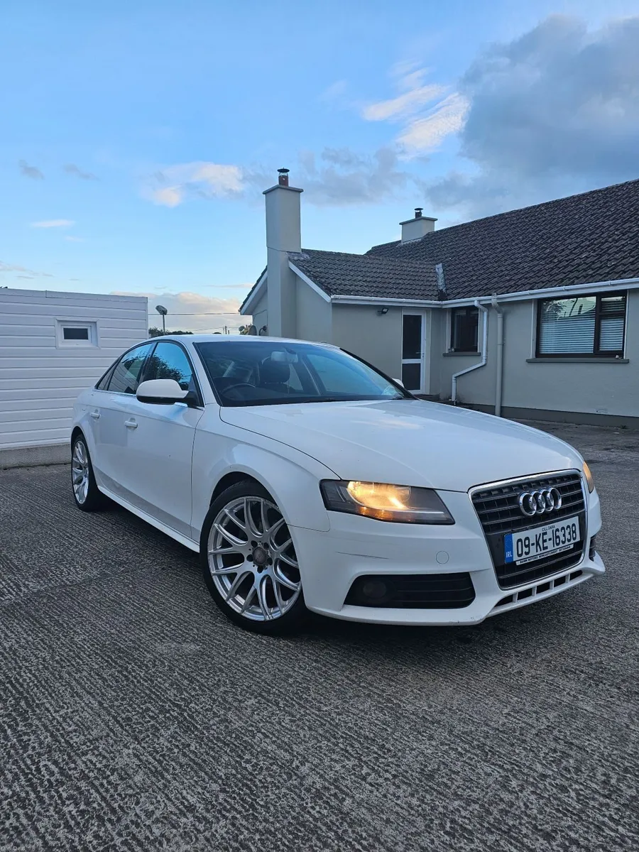 Audi A4 2009 TDI SE - Image 1