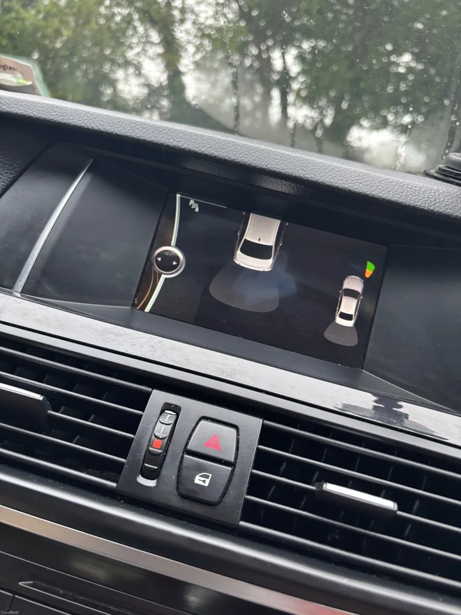 BMW 5-Series 2014 - Image 5