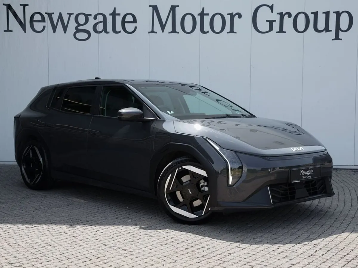 Kia EV4 5HB Earth K3 LR 5DR Auto - Image 4
