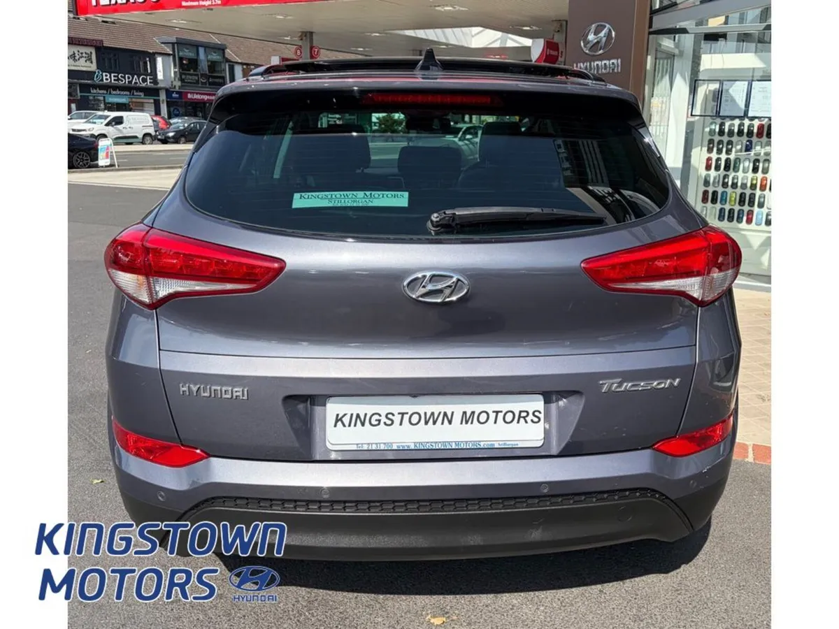 Hyundai Tucson Premium 5DR - Image 4