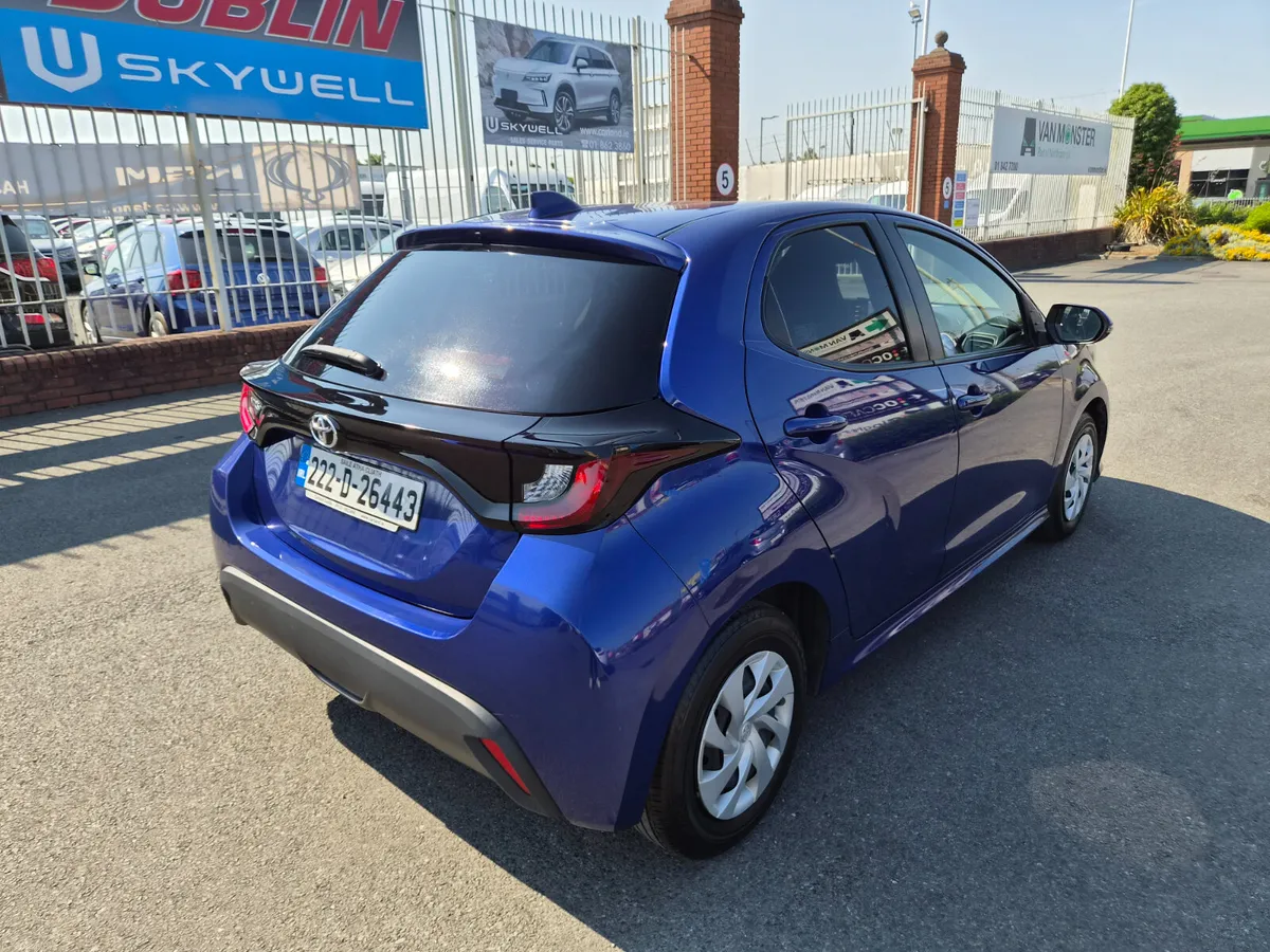 Toyota Yaris 2022 - Image 3