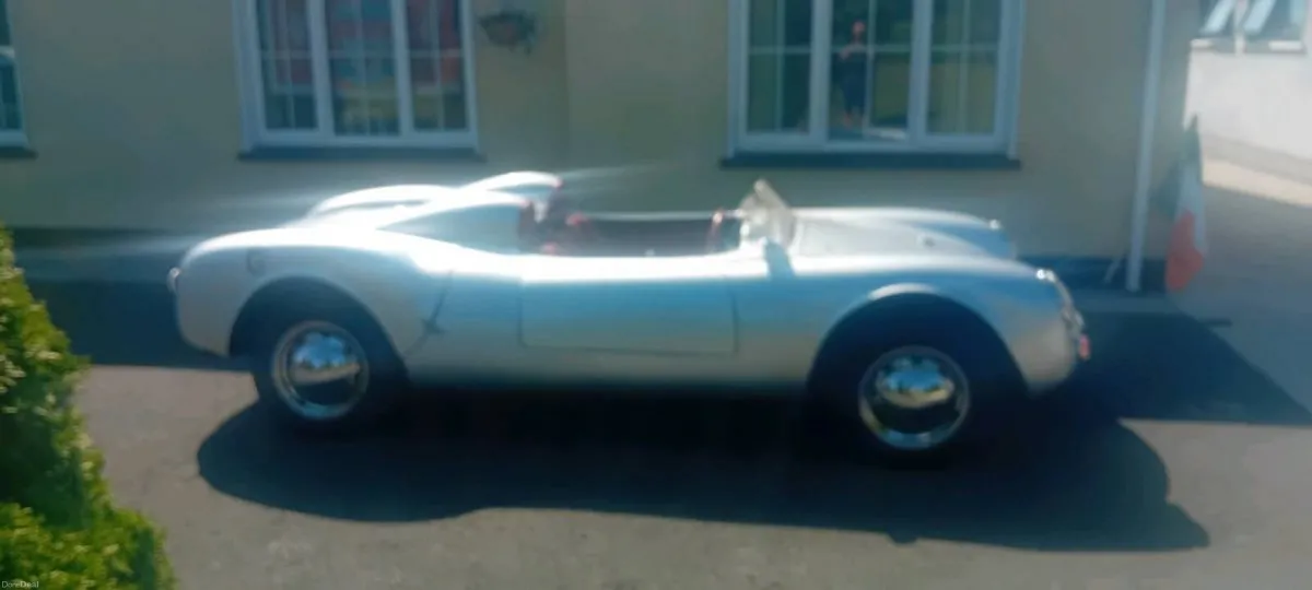 Porsche - Image 1