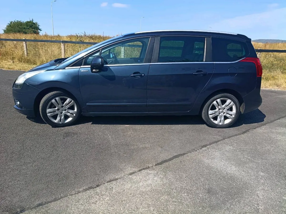 2013 Peugeot 5008 Active Family 1.6hdi 7 seater - Image 4