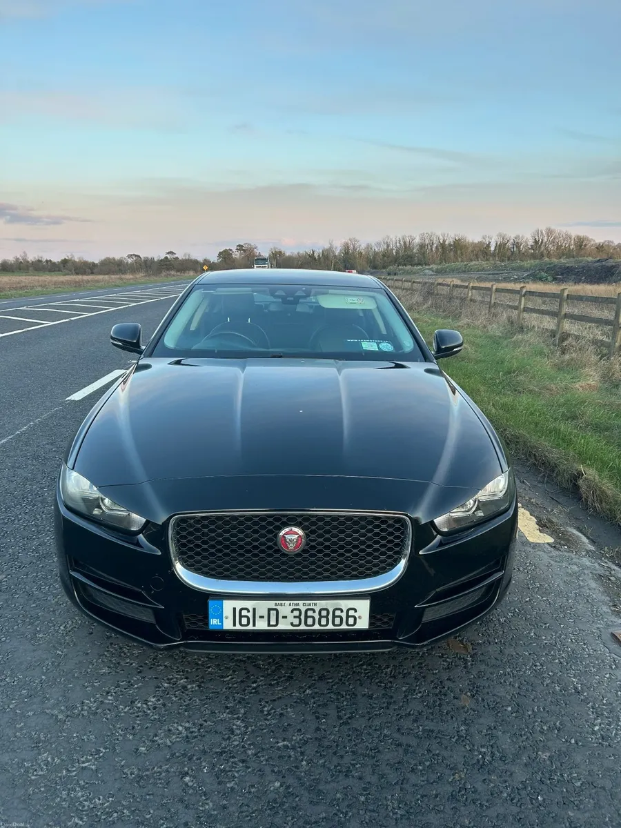 Jaguar XE 2016 - Image 1