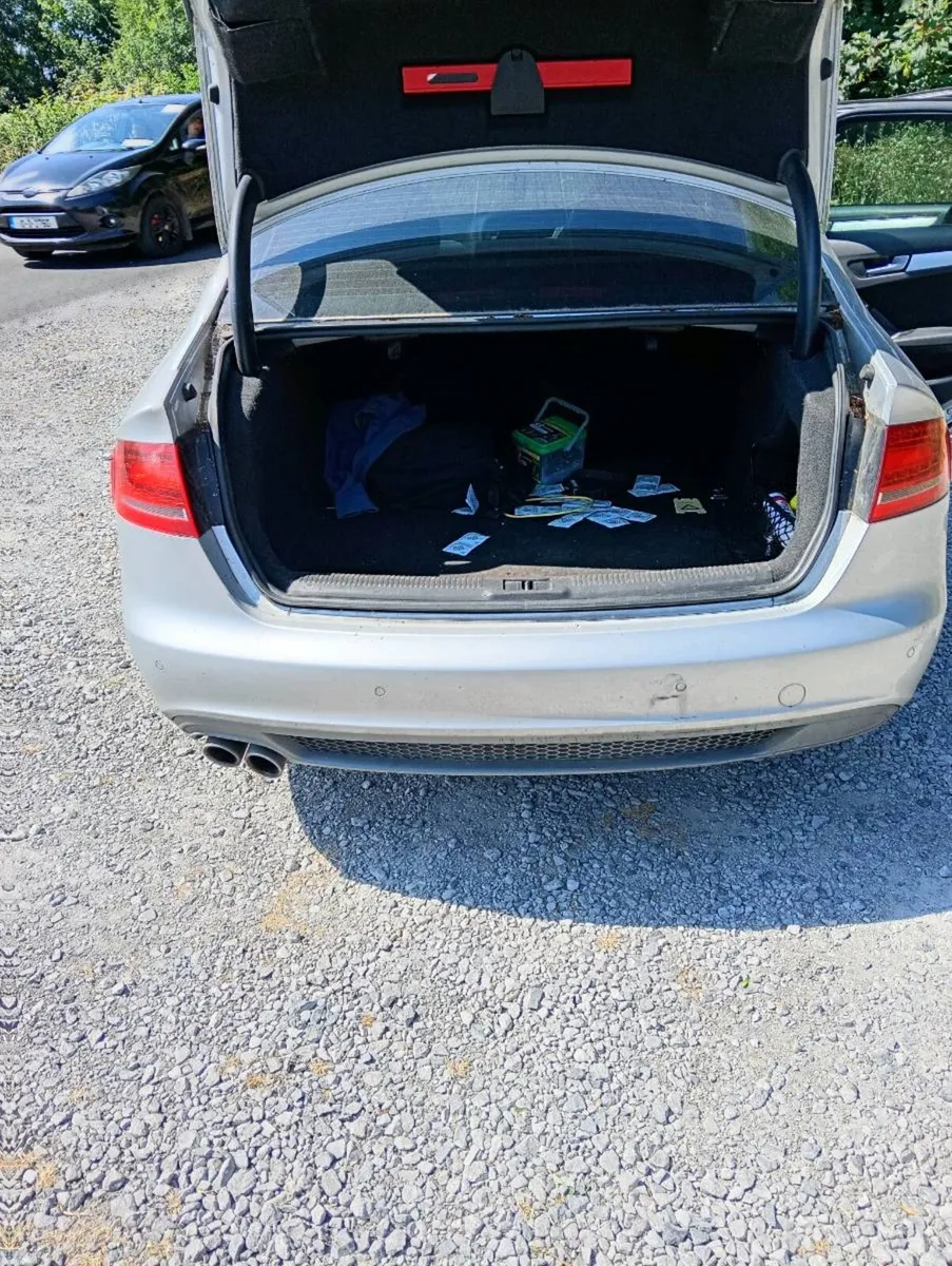 Audi A4 - Image 2