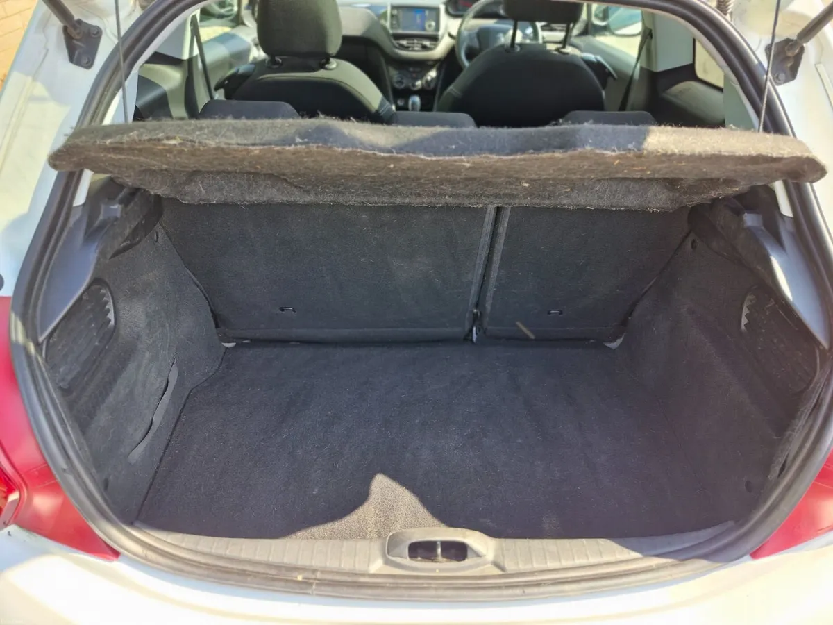 Peugeot 208 1.4 Diesel style - Image 2