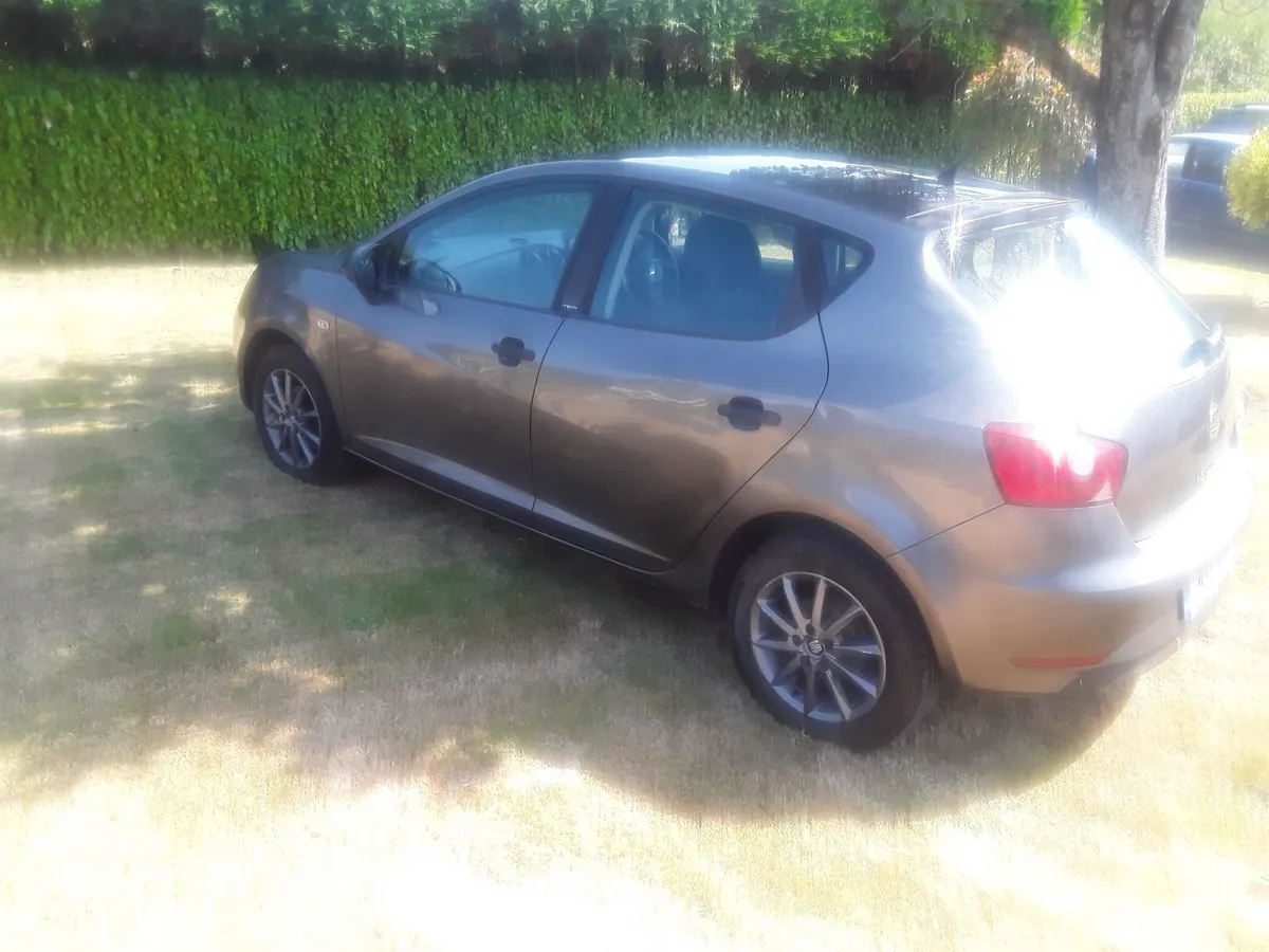 SEAT Ibiza 2015 - Image 2