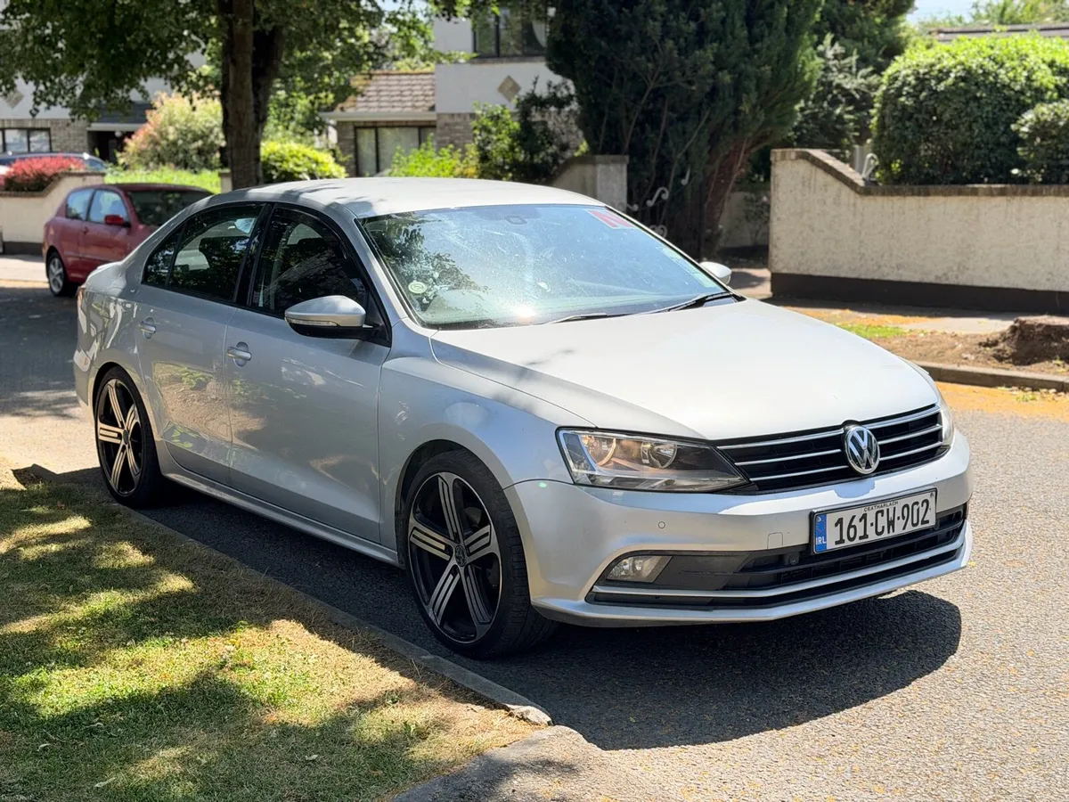 Volkswagen Jetta 2.0TDI - Image 3