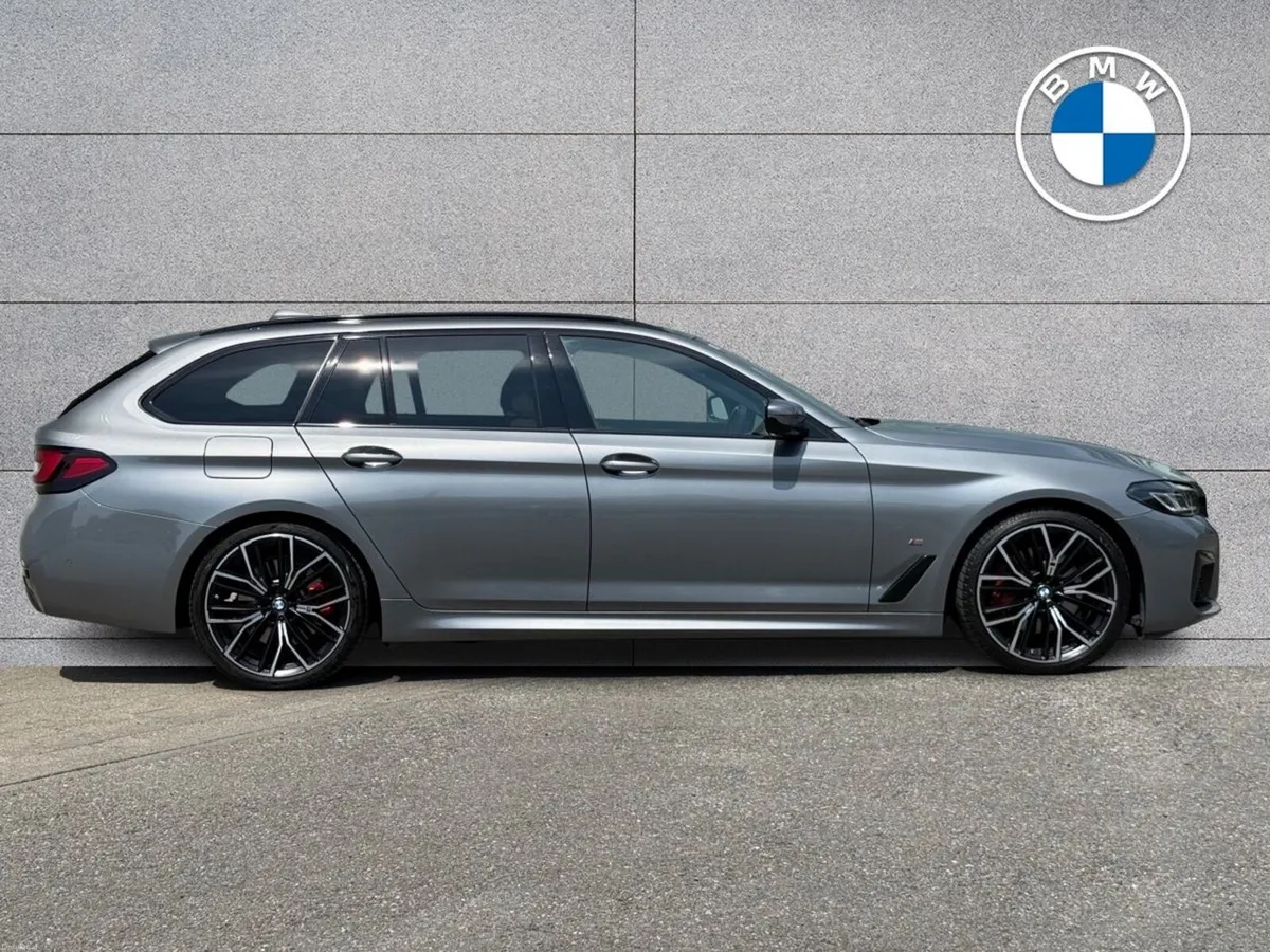 BMW 5-Series 520d M Sport Touring - Image 3
