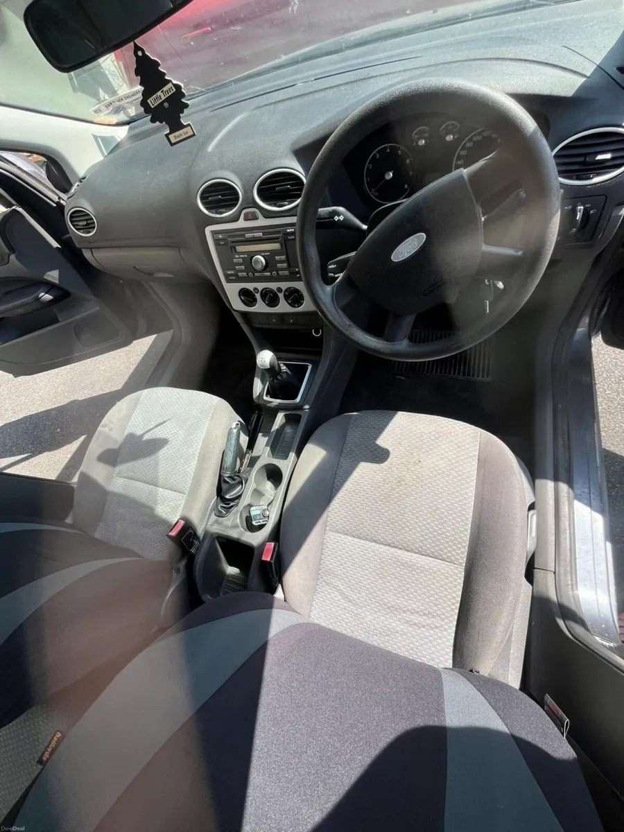 Ford focus 1.4 petrol - Image 3