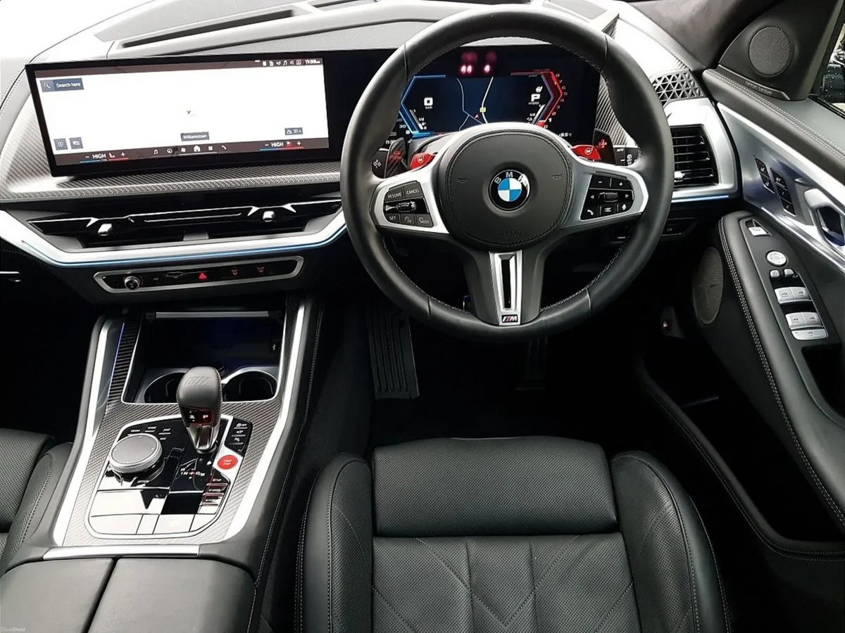 BMW XM 50e - Image 5