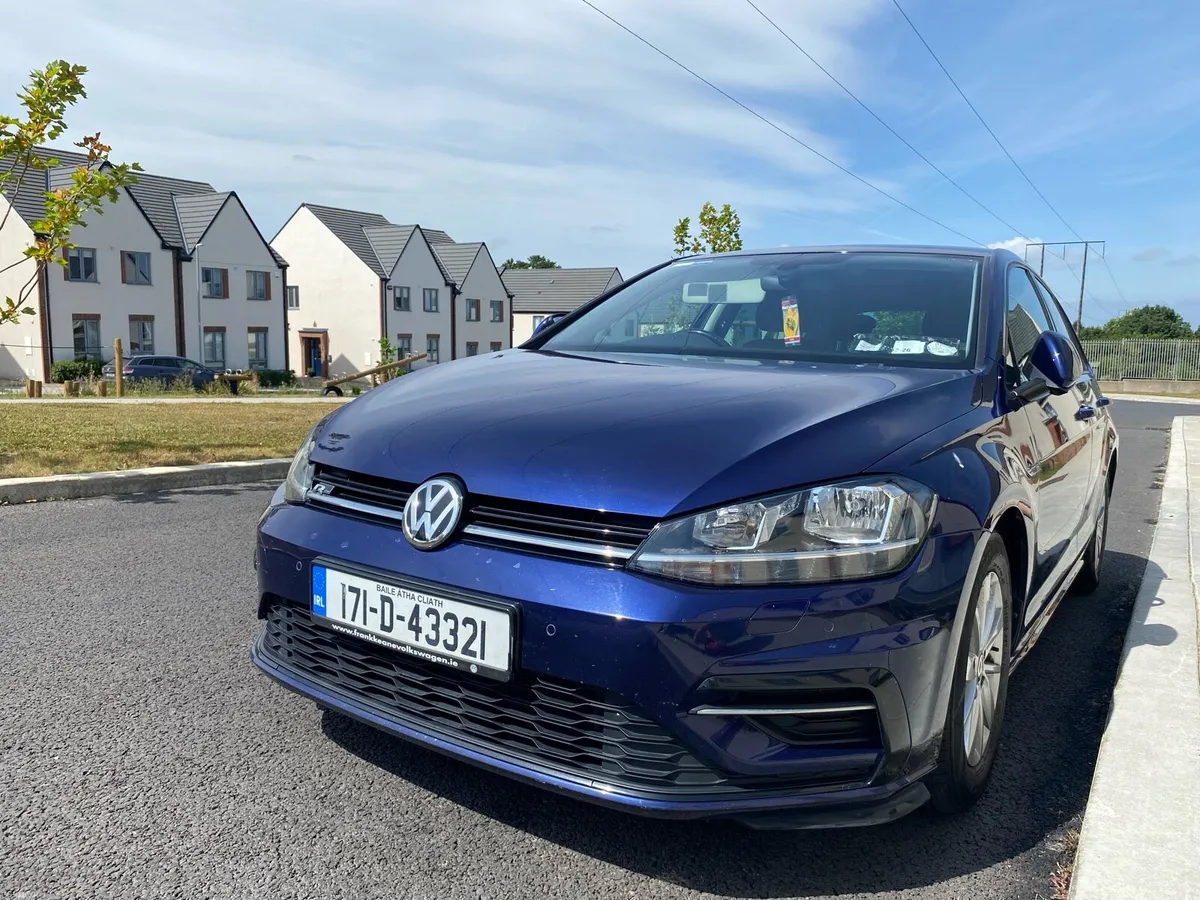 Volkswagen Golf R-Line 1.4 TSI - Image 1