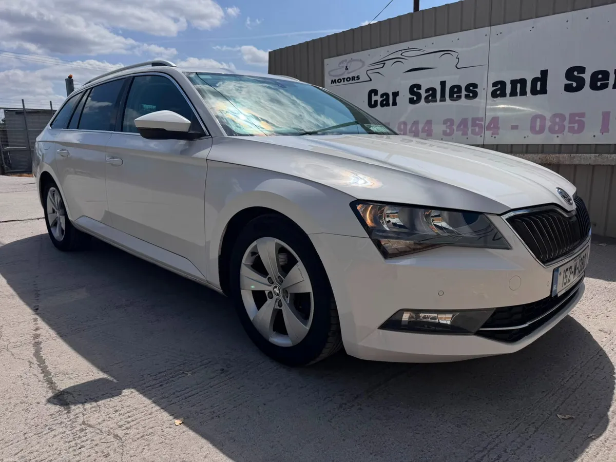 152 Skoda Superb 1.6 TDI BUSINESS 120PS 5DR - Image 5