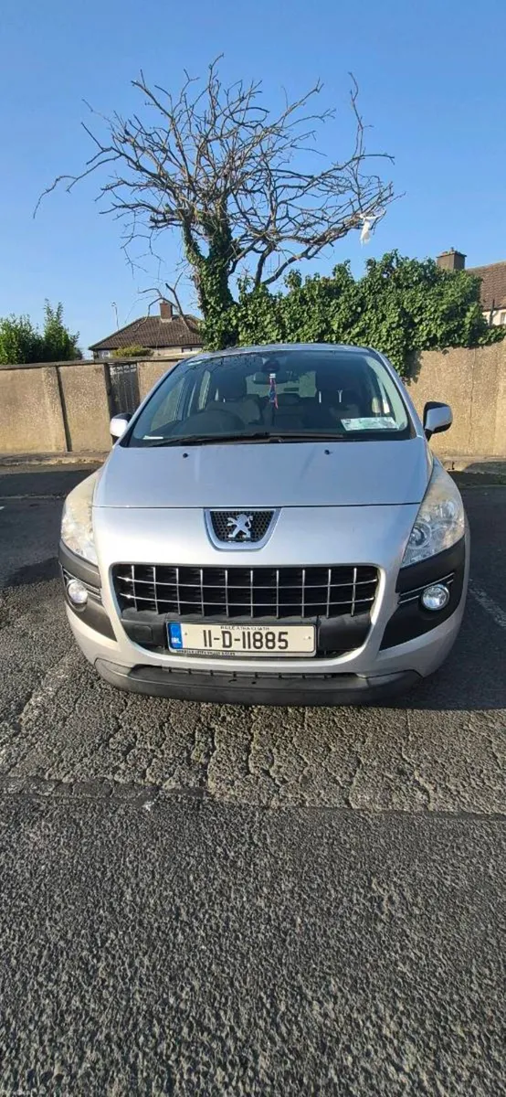 Peugeot 3008 2011 Automatic - Image 1