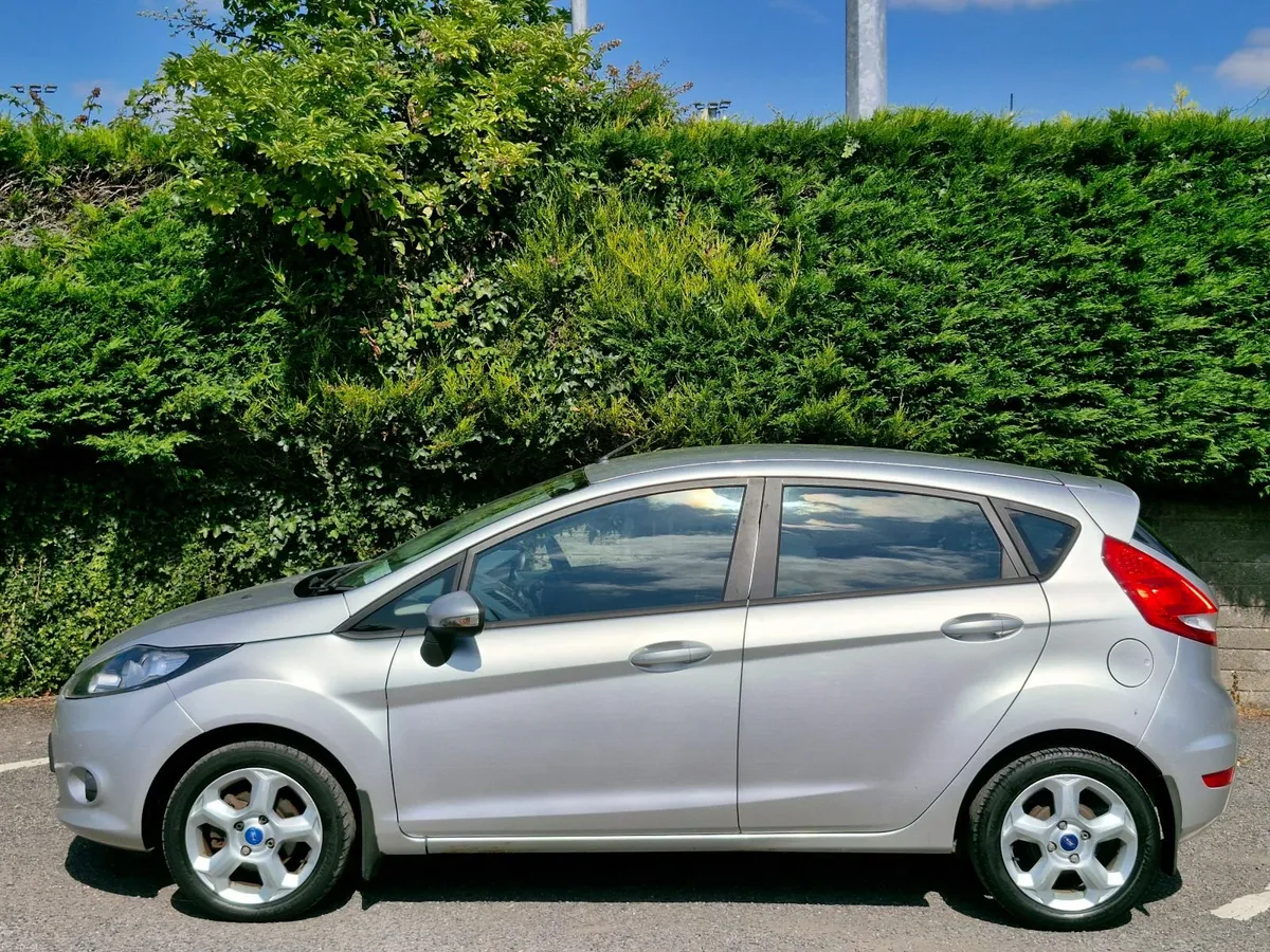 Ford Fiesta 1.25 petrol - Image 4